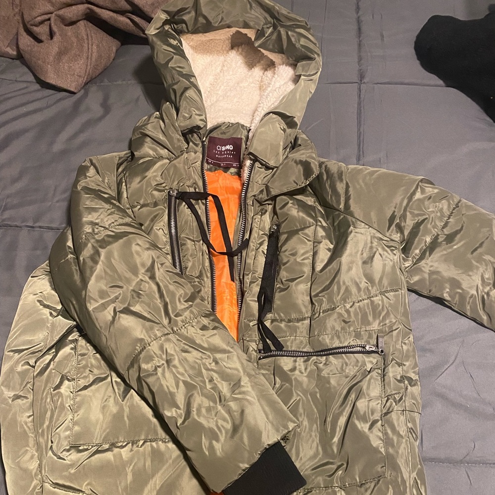 Green long puffer coat